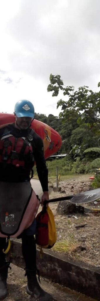 Kayak Ecuador - multi-day guided